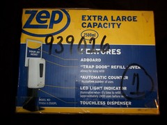 Zep TFHSU-1- 2500PL Touch-Free Motion Hand Dispenser 84.54-oz with Stand