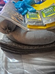 OIL-DRI Spill Kit: 7 gal Volume Absorbed Per Kit, Bag