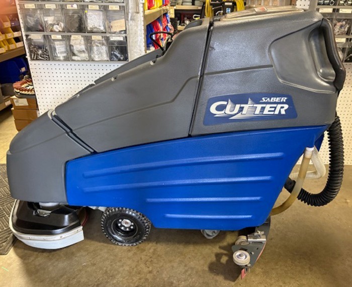 24V WINDSOR SABER CUTTER WALK BEHIND SCRUBBER, VERY CLEAN, 257 HOURS