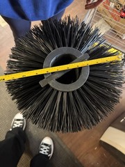 BRAND NEW INDUSTRIAL SWEEPER / ROAD SWEEPER MAIN BRUSH 35″ L X 12″ W SHIPS FREE