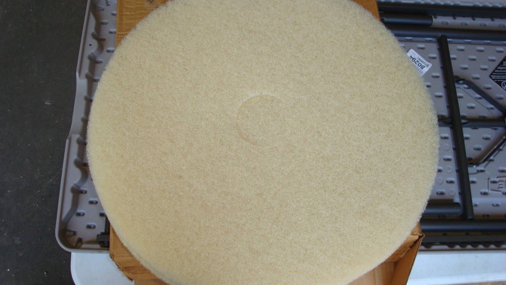 Powr-Flite IB0520 POWER FLITE Floor Machine Pad, 20″ Pack of 5 IMAGE BEIGE