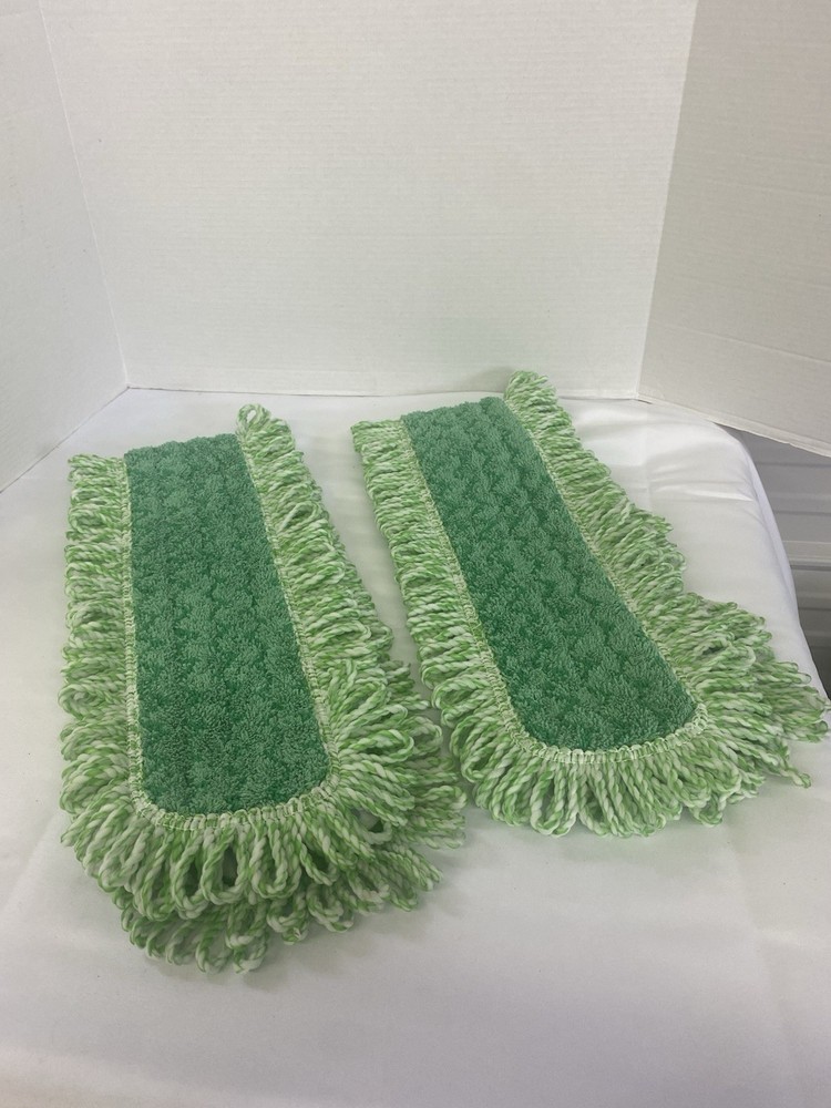 2- 36″ Rubbermaid Hygen Dry Dusting Microfiber Mop Heads with Fringe in Green