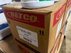 4GL Betco AF79 Disinfectant, Fungicide, Mildewstat, Deodorizer Bathroom Cleaner