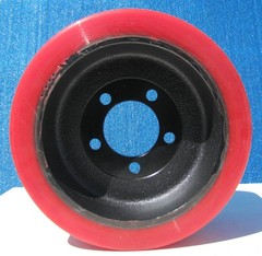 Nilfisk Advance 6509157 Drive Wheel 250/146-204326 310×140-5 Lug CS7000 CS7010