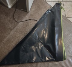 Aire Industrial Berm Portable Containment 70″ x 70″ x 4″ Black Yellow Reflective