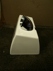 NOVA MATIK MODEL 220 WHITE SURFACE MOUNT AUTOMATIC HAND DRYER 240 VOLT 9 AMP