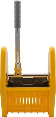 Sparta 2690404 Omnifit Down Press Wringer Yellow