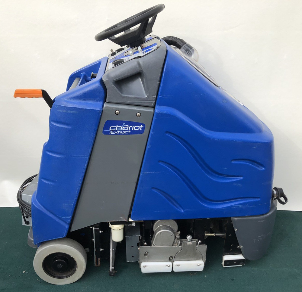 Carpet Extractor / Karcher / Windsor Chariot iExtract 26 DUO Stand-On