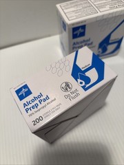 2 Box Medline-Alcohol 200 Prep Pads-Sterile 2-Ply Medium-MDS090735 (400 Total)