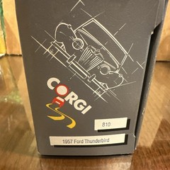 Corgi Classics 1957 Convertible Ford Thunderbird 810 New in Box A119