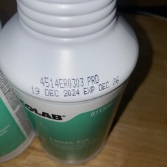 Ecolab Lemon Eze Bathroom Creme Cleanser 6113094 32oz Sold As A Pack Of Two