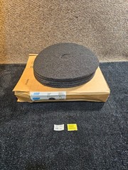 (QTY 5) Norton 66261052005 20 In. 3-1/4 In. Fine Grit Black High Stripping Pad