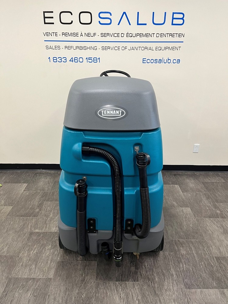 REFURBISHED TENNANT R14 Ride-On Carpet extractor 28” (2 available)