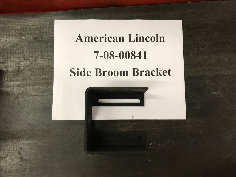 7-08-00841 – Advance American Lincoln 7765 / 7760 – Bracket Side Broom