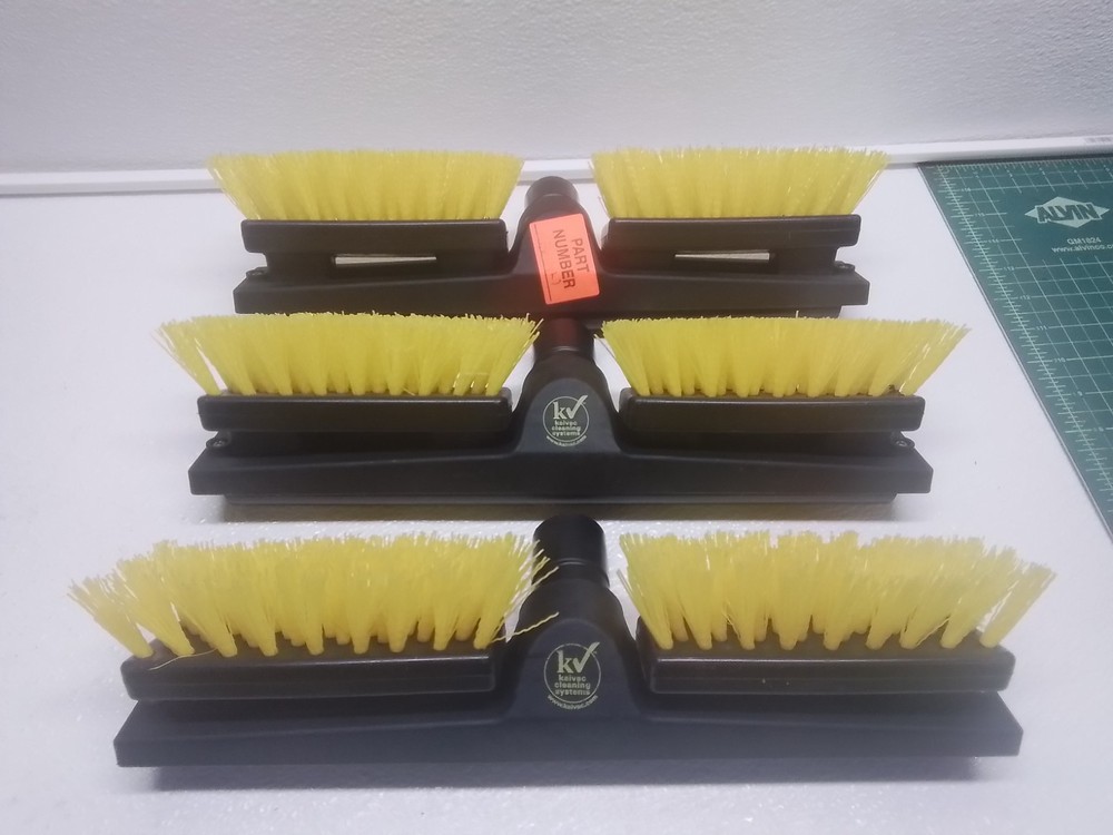 (1) Kaivac Squeegee Head V Brush
