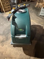 Tennant T500 32″ walk behind Floor Scrubber 24V ONLY 1 Hours 06/2025 demo unit