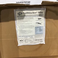 Pig PLR204-BK SpillBlocker Barrier Dike, Black, 4 In