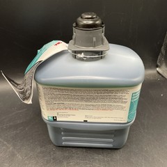 3M™ Bathroom Disinfectant Cleaner Concentrate 4L Gray Cap 2 Liter
