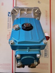 Cat Pumps model 66DX40G1 ceramic plunger triplex pump Bare Pump