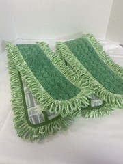2- 36″ Rubbermaid Hygen Dry Dusting Microfiber Mop Heads with Fringe in Green