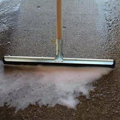 Wipe’n 22 in. Dry Floor Squeegee