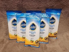 Lot of 6: PLEDGE Citrus Multi Surface Wipes 25 Pre-Moistened Wipes Per Package.