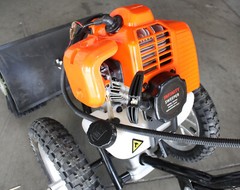 WALK BEHIND 52CC POWER BROOM SNOW DRIVEWAY SWEEPER CLEANER ARTIFICIAL GRASS
