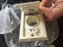 6- Canplas – Hayden Supervalve Almond Inlet W 110V Pn Receptacle