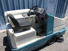 Tennant 355 Ride-On Floor Sweeper 2415 Hrs.