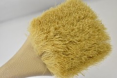 Weiler 20″ Utility Scrub Brush White Tampico Fill Long Handle Foam Block
