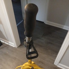 CARPET PRO COMMERCIAL UPRIGHT smart choice VACUUM MODEL CPU-2, works great.