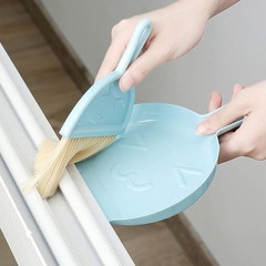 Small Dustpan and Brush kit, Multifunctional Cleaning Tool (with Manual Green
