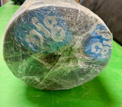 NOS PIG Mat3250 SORBENT PAD MEDIUMWEIGHT 32 In X 50 Ft Blue, Polyester💦FS💦