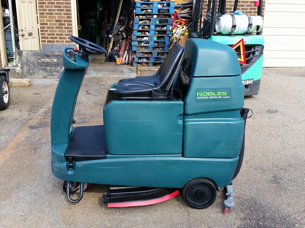 Nobles Speed Scrub Rider 32″ Floor Scrubber under 700Hours 60 day parts WARRANTY