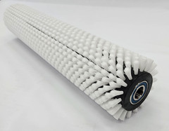 TASKI Pro Carpet 45 – White Soft Brush – 7522972 – 18″ Length
