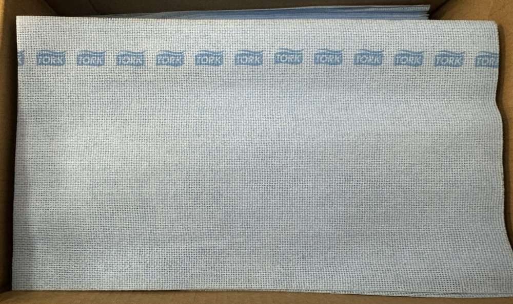Tork Odor Resistant Foodservice Towels- Blue/Blue 1/4 Fold – 25 Towels