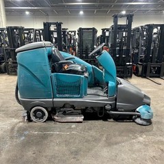 2020 Tennant T16 Rider Floor Scrubber/Sweeper 36 Volt Electric 947 Hours
