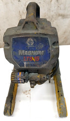 GRACO MAGNUM LTS 15 AIRLESS PAINT SPRAYER ELECTRIC 120 VOLT STATIONARY
