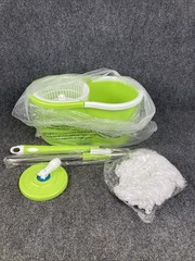 Tekno Green Spin Mop Genie w/ Removable Mop Head Drain Bucket New w/o Box