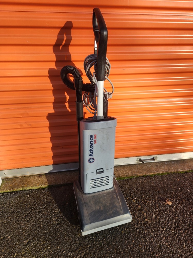 Nilfisk Advance VU500 12″ Upright Commercial Industrial Vacuum Works PLEASE READ