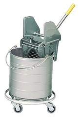 Royce Rolls #428 Stainless Steel 8-Gallon Bucket and Wringer Combo on 3″ Casters