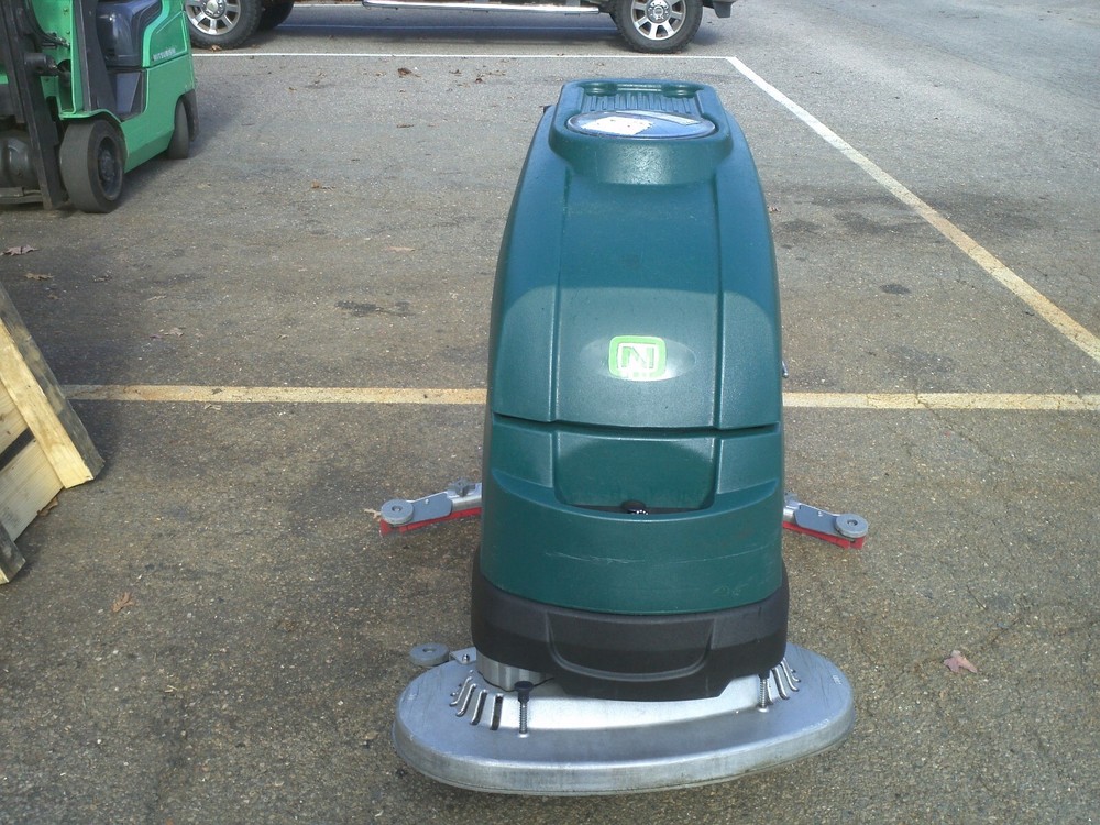 Nobles Speed Scrub SS5 (Tennant T5) 32-inch Floor Scrubber 60 day parts WARRANTY