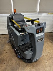 ICE RS26 Robotic Ride-On Floor Scrubber Excellent Condition sN1257