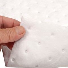 Hydrocarbon Based Oil Sorbent Pad Medium Weight15″ x 18″ White 100/Pack