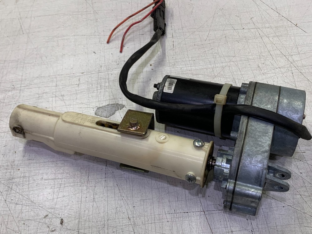 NILFISK ADVANCE ADVENGER 3210D DECK HEIGHT ACTUATOR 172-8921 36V 6A 900-0100