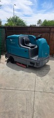 Tennant T17 ec-H2O Industrial Floor Scrubber – Tested & Working + Charger