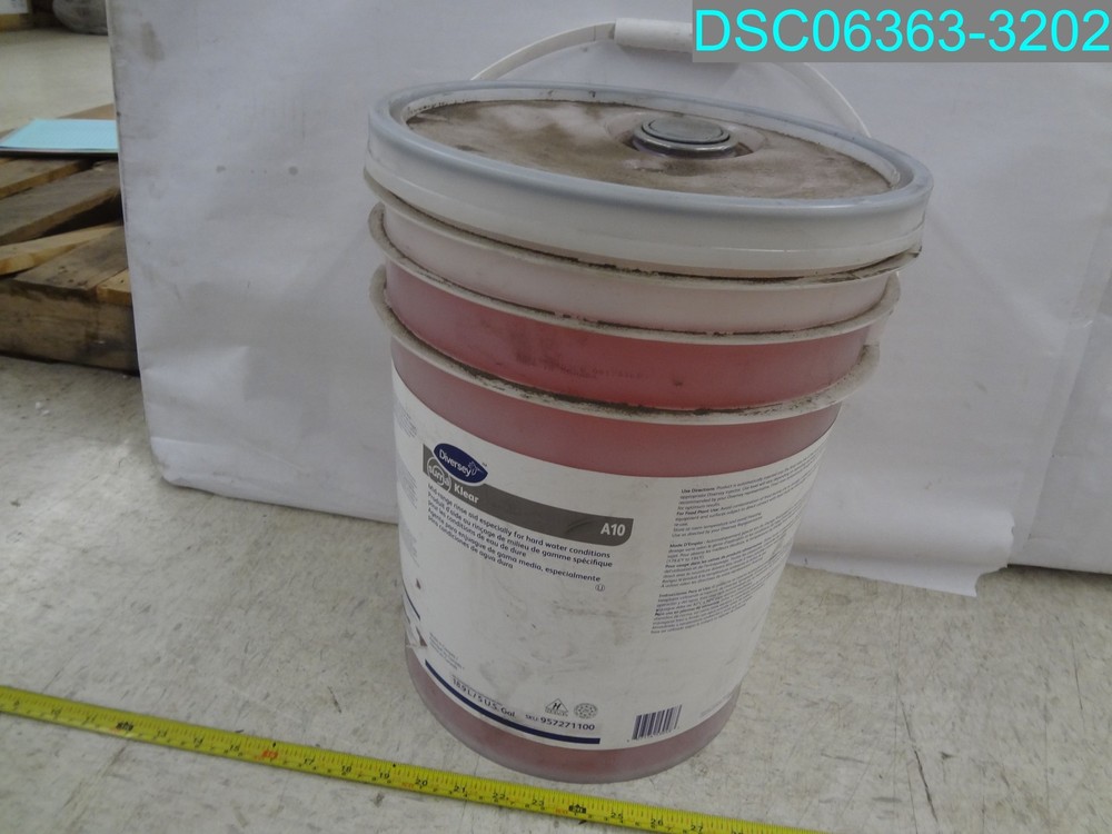 Diversey Suma Klear A10 5 Gal. Auto-Dosed Rinse Aid Dishwasher 807174530483