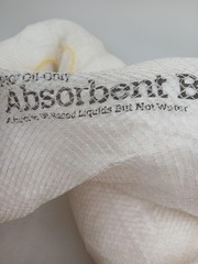 Pig Oil Only Absorbent Boom 10′ Spill Containment Industrial Mesh Rope Clips