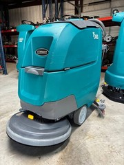 Tennant T300e 20″ Single Disk Walk-Behind Floor Scrubber Cleaner | 286 Hrs