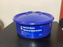 2 Liter Mini Parts Washer w/ Removable Tray